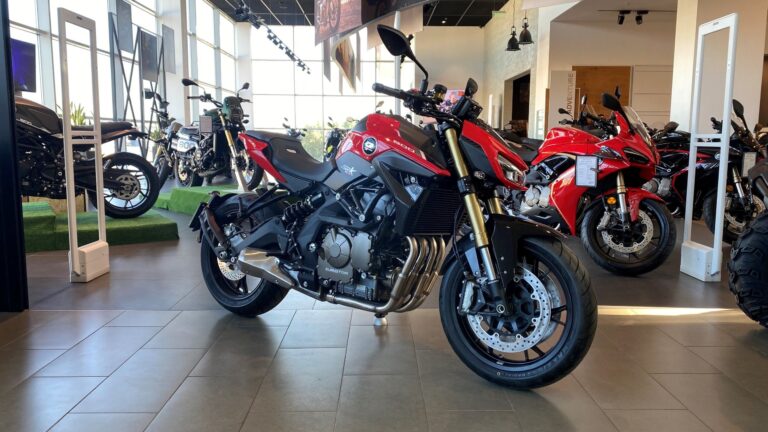 0f5613a43bb24693a9abe915fba67592