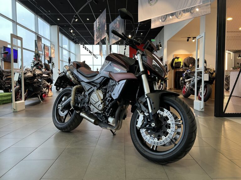 1e8fb263bb3313da01b5796b1f6552ee