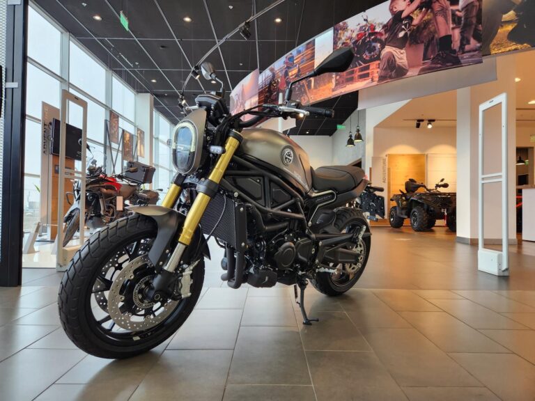 233335c1f33249105e67673b7f6074ff