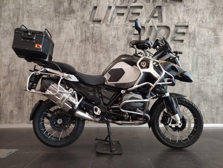 5efcb221d924bf1691c7a5b3b3f1a65f