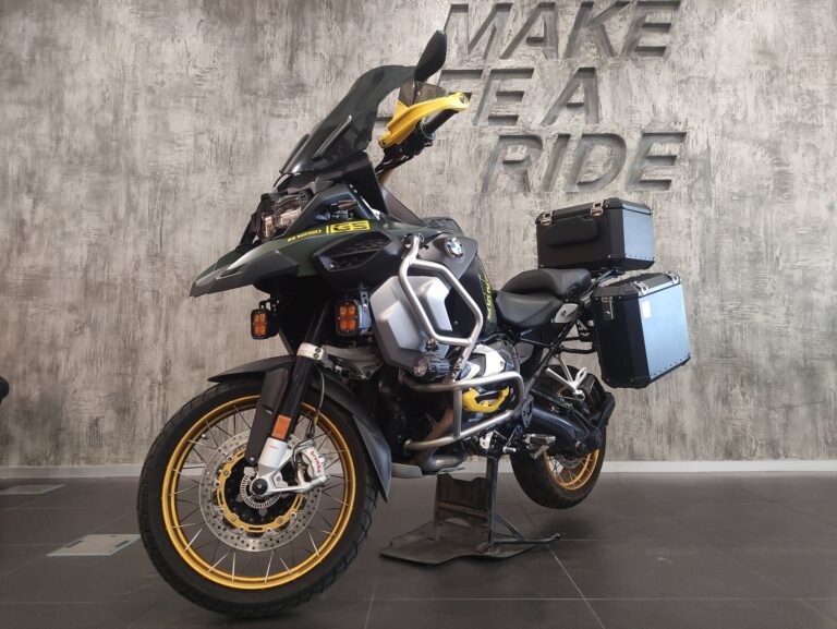 7b099bf316eea76b9c336bda5d591e3d