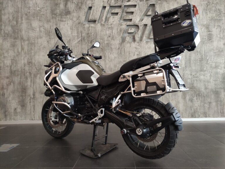 9093ef5343100fcd0ffa777c89125770