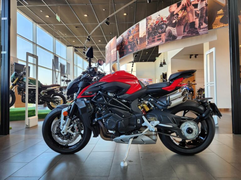 b438d7f820f2cb733c78db28b56ff982