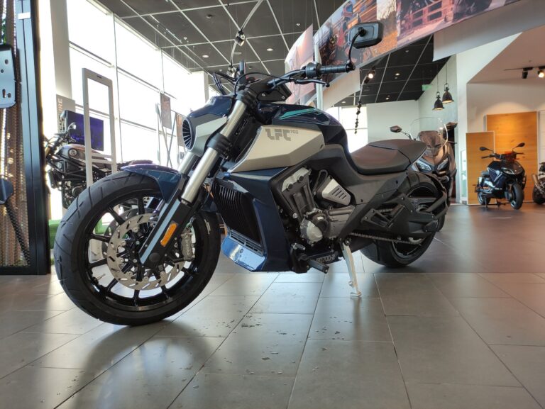 c90455e3c79d2e6ba3aaa2772a6c6079