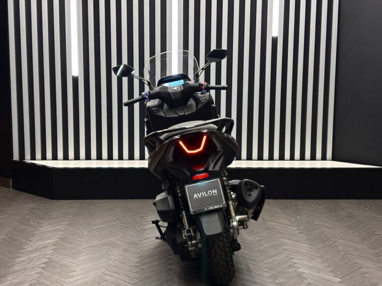 e18bfb147ba6efed1f9b702afb9ab559